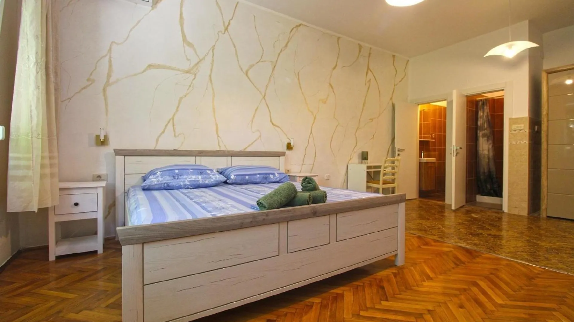 Ferienwohnung Fuer 10 Personen Ca 150 Qm In Pula, Istrien Istrische Riviera